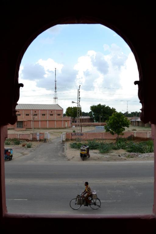 Hotel Desert Winds Bikaner Zewnętrze zdjęcie